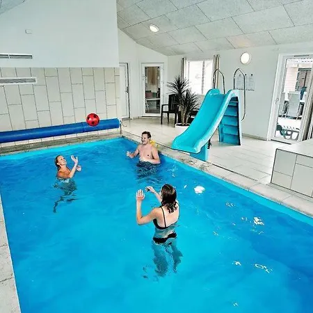 Casa de Férias Eskilstrup Sleeps 22 Pool Wifi